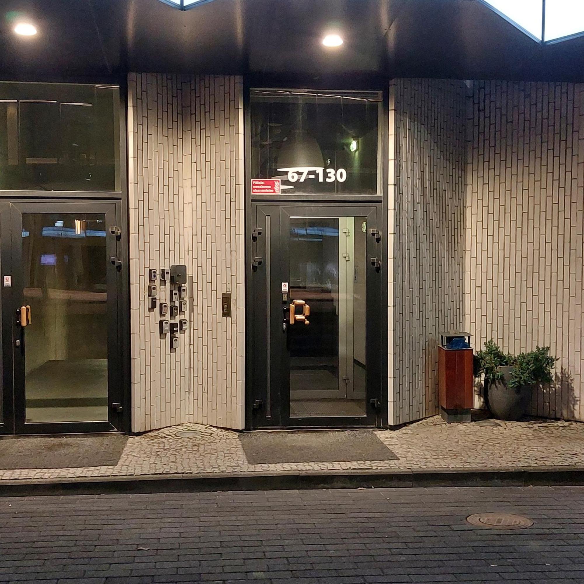 Rotermanni District Bee Apartment Tallinn Ngoại thất bức ảnh